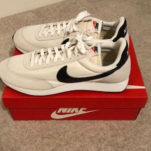 Brand New Nike Tailwind 79 size 12.5